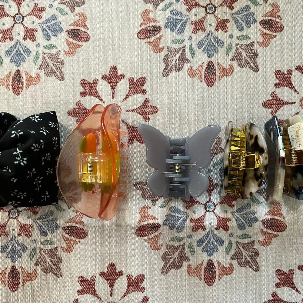 Bundle of 5 Hair Clips, Anthropologie, Universal Thread, LouLou and Boutique